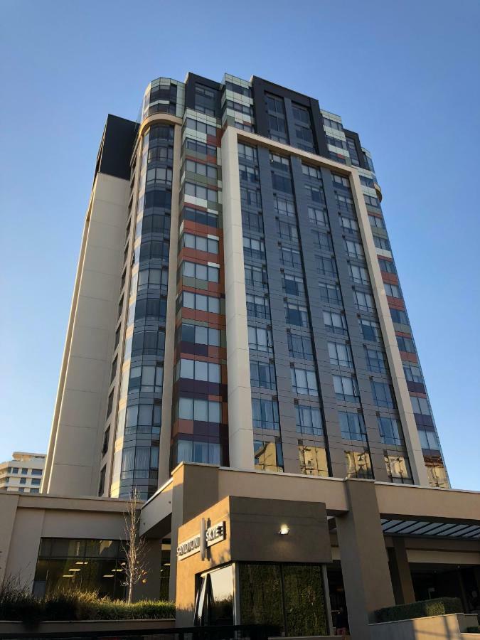 Sandton Skye Suites Johannesburg Esterno foto