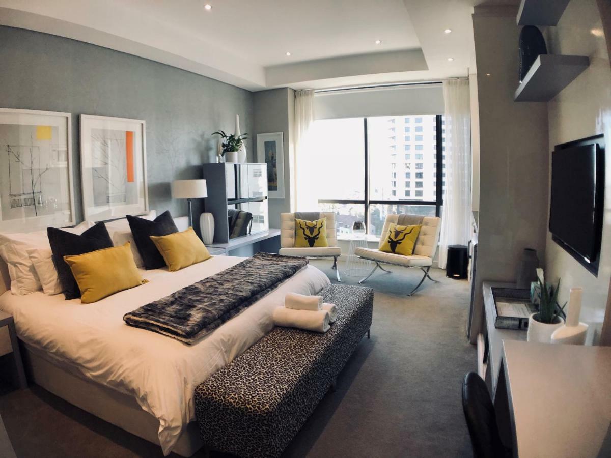 Sandton Skye Suites Johannesburg Esterno foto