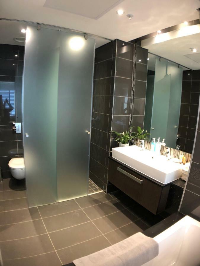 Sandton Skye Suites Johannesburg Esterno foto