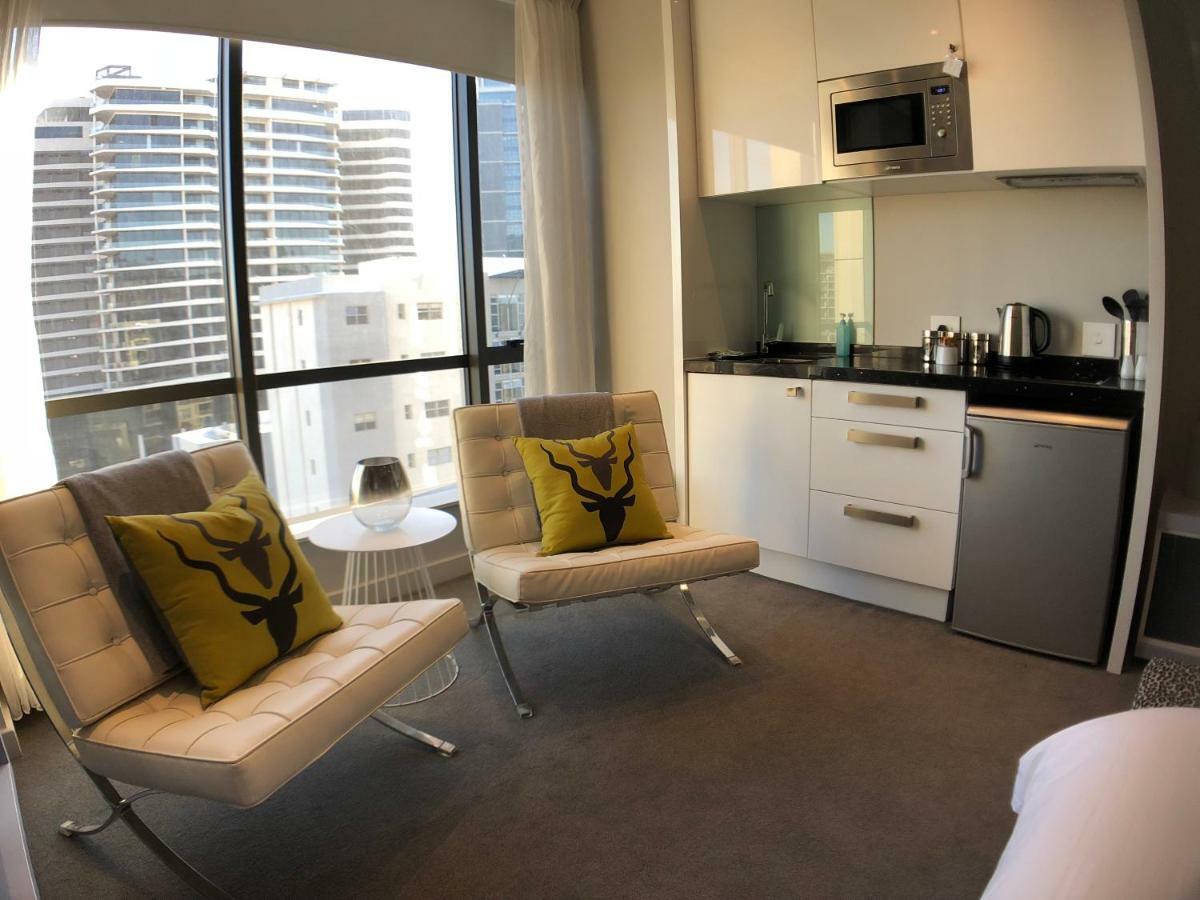 Sandton Skye Suites Johannesburg Esterno foto